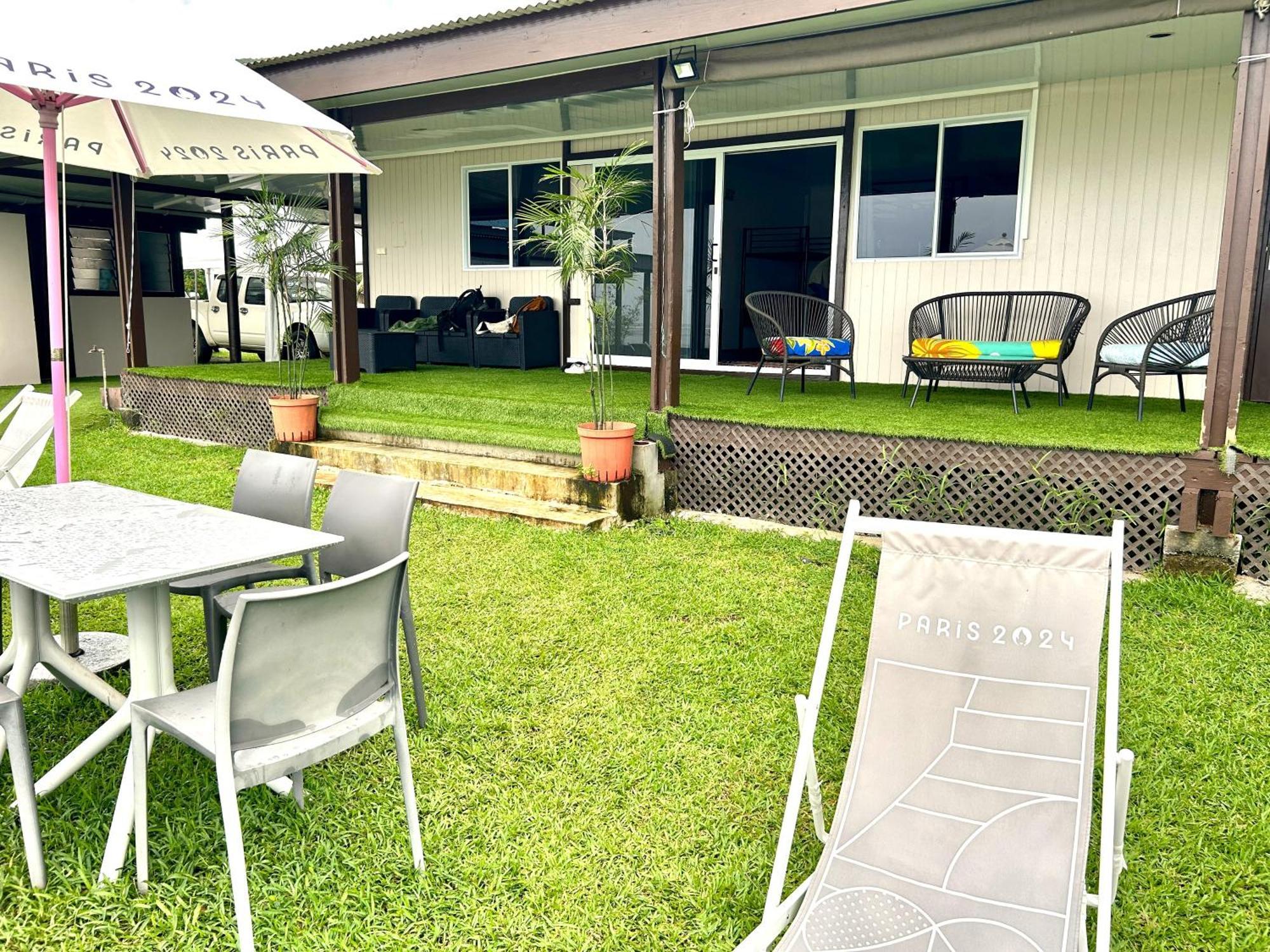 Hava'E Lodge Teahupoo Eksteriør billede