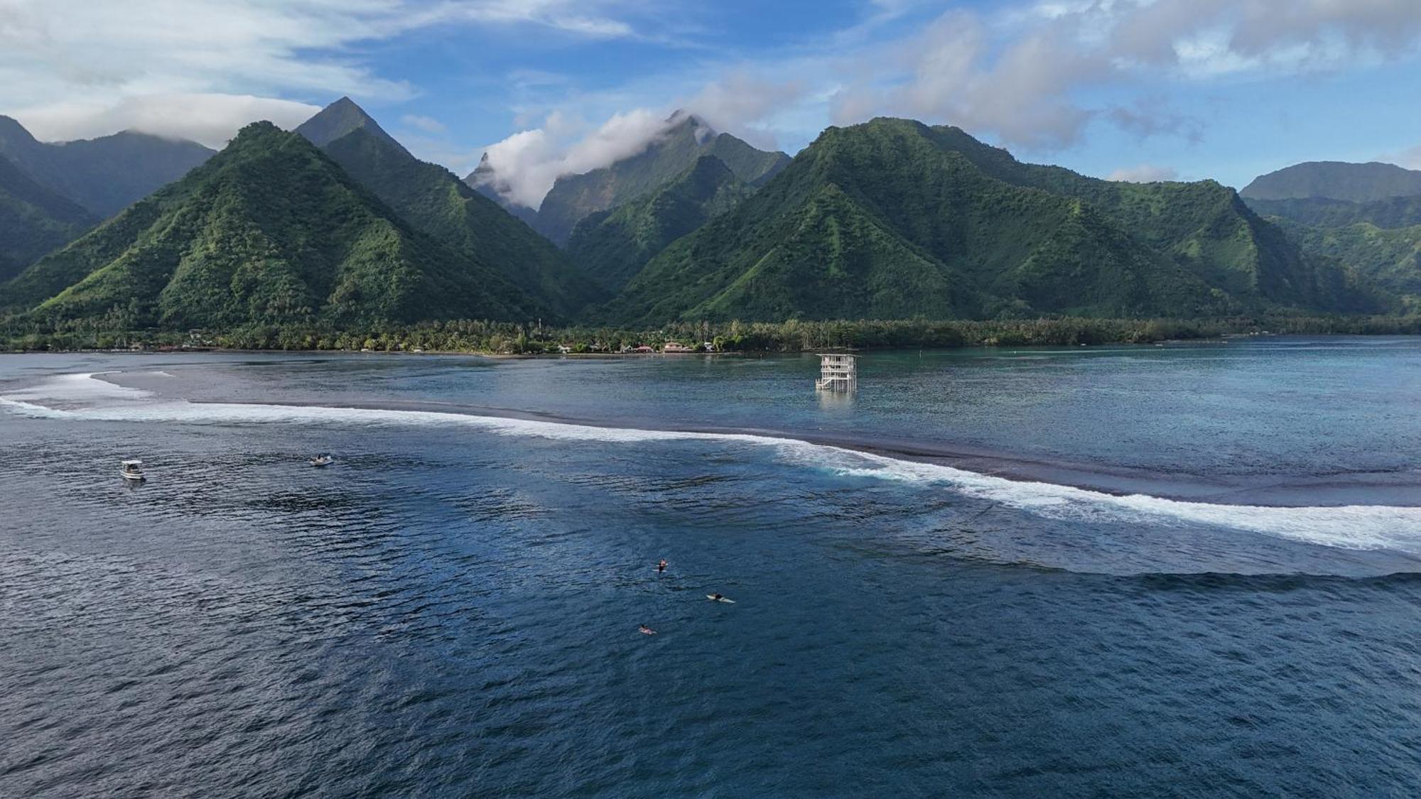 Hava'E Lodge Teahupoo Eksteriør billede