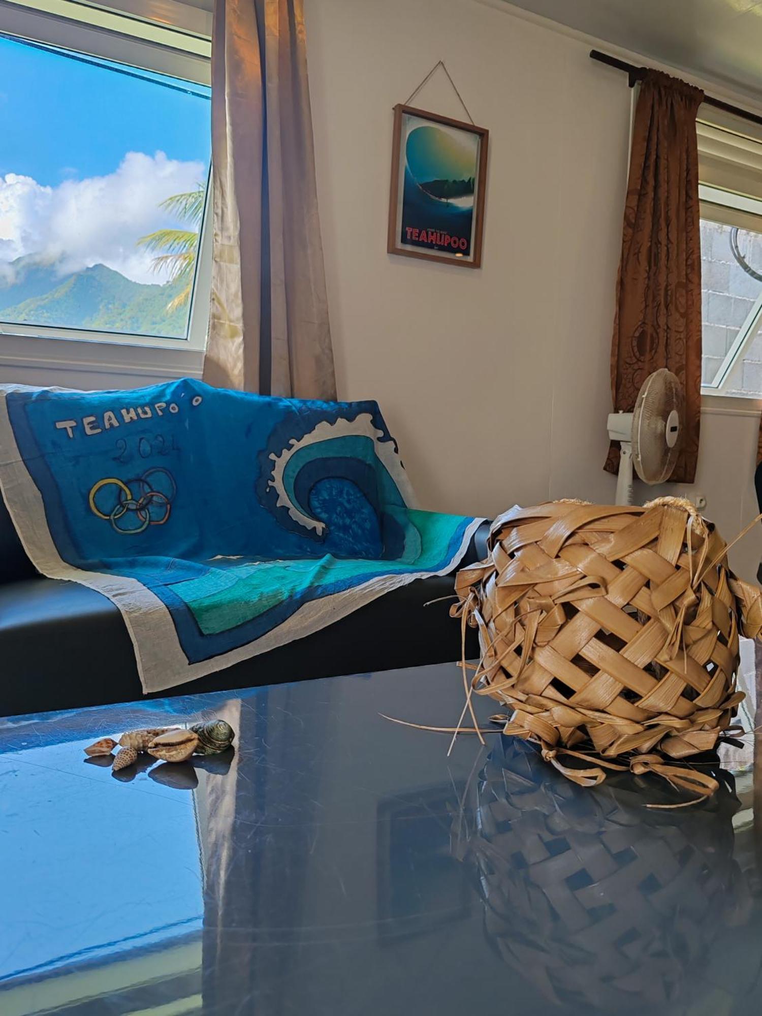 Hava'E Lodge Teahupoo Eksteriør billede
